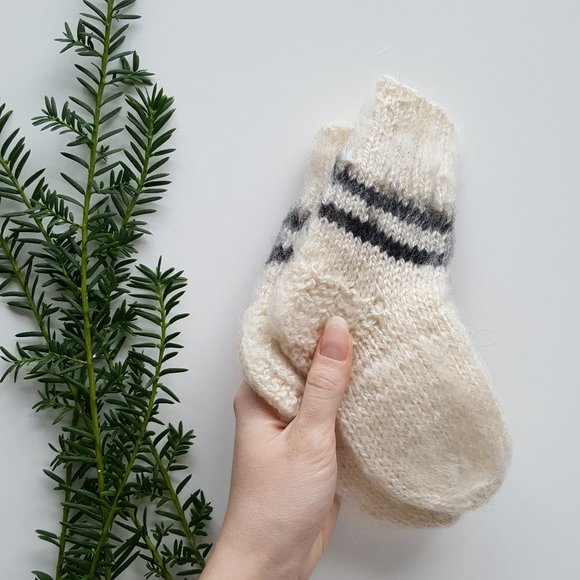Handmade Wool Kids Socks - Picture 11 of 12